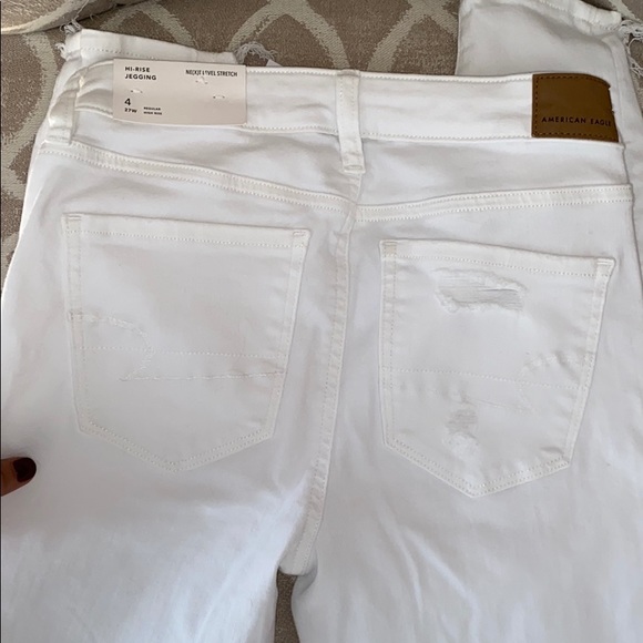 🤍White AE Jeans🤍 NEVER WORN - Picture 7 of 9